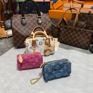 Louis Vuitton Pink/Fuchsia Denim Speedy Trousse 🎀